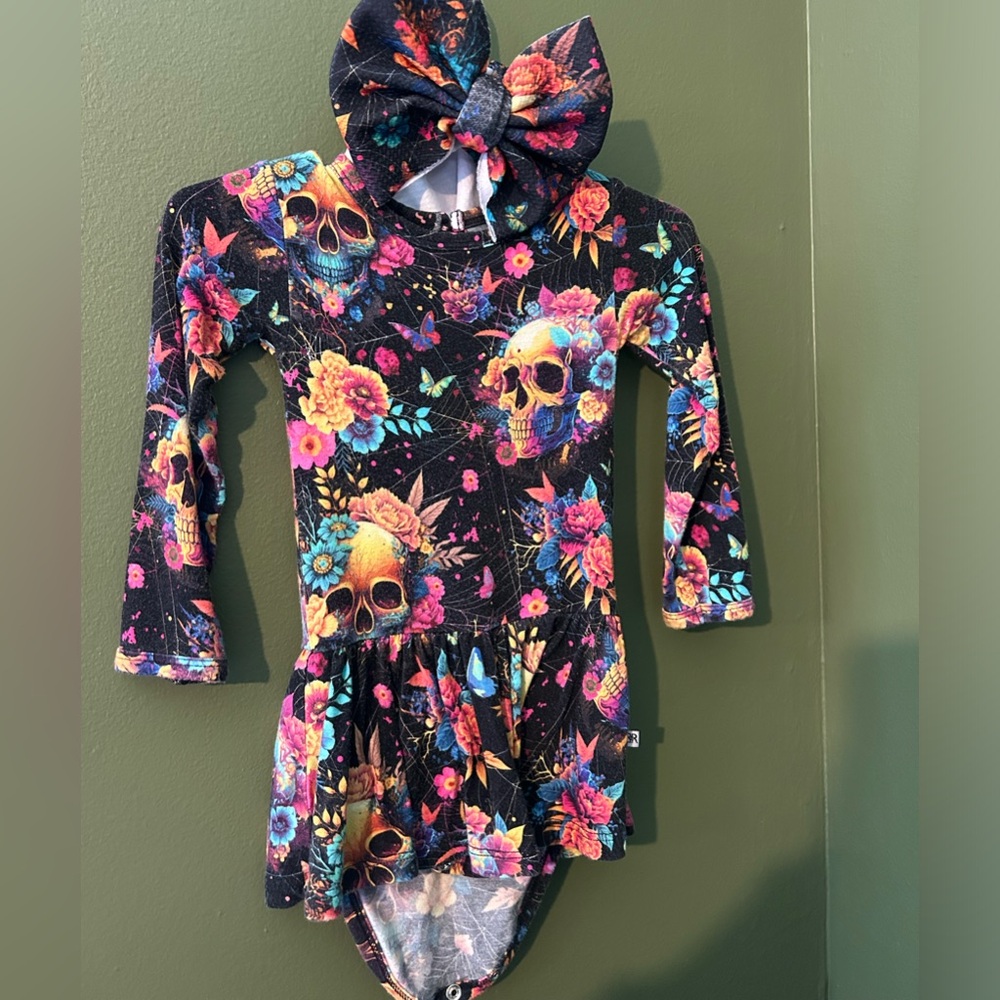 Frida Skuhlo dress + biggie bow
